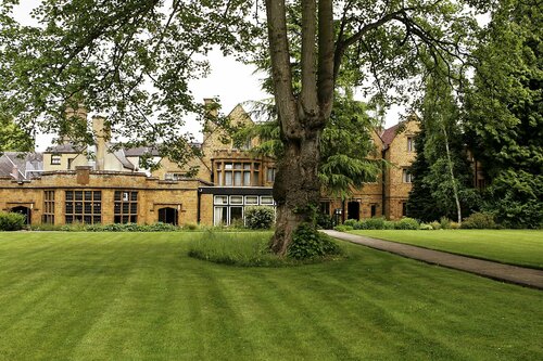 Гостиница Mercure Banbury Whately Hall в Банбери