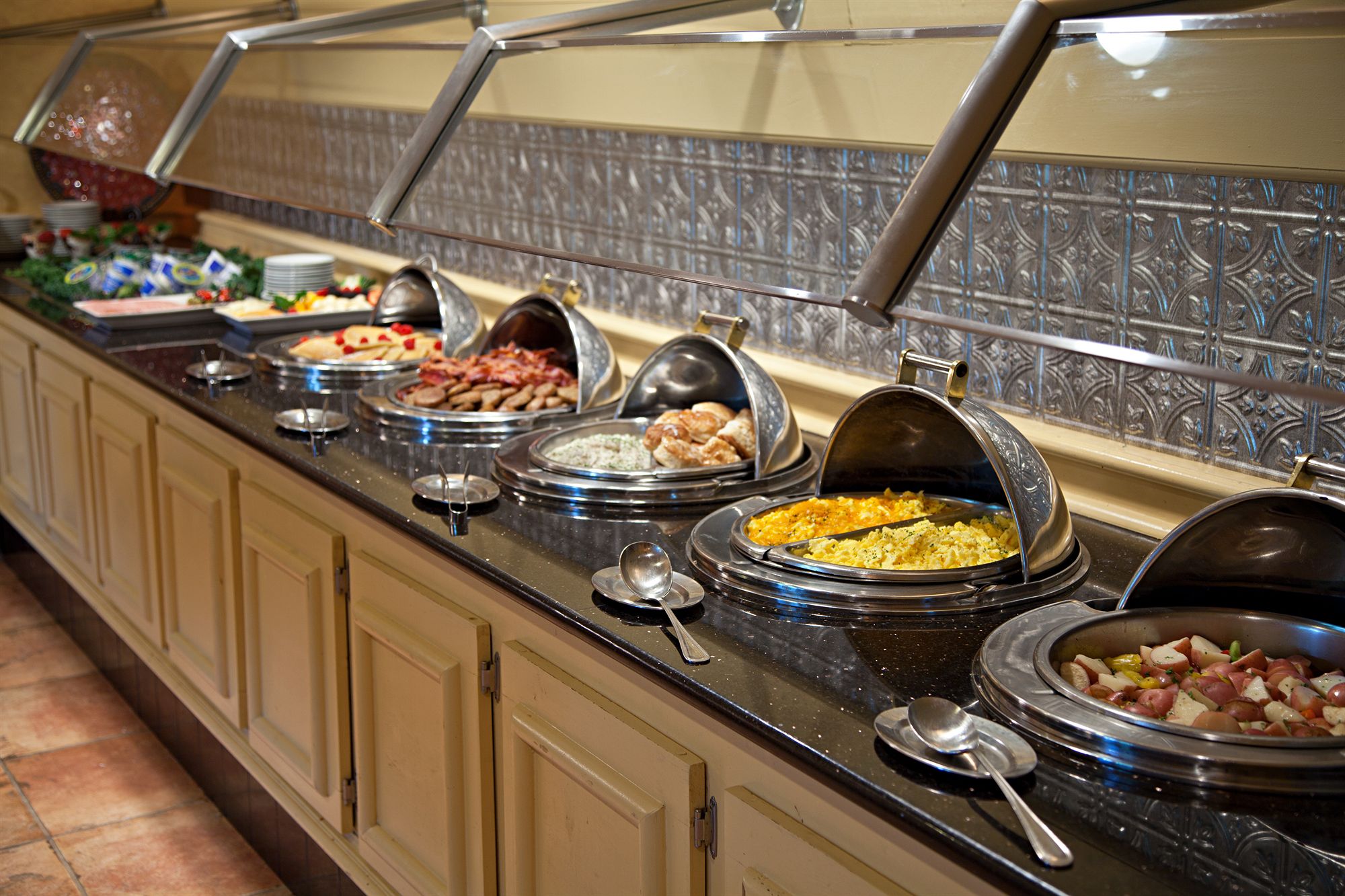 Фото Hilton Atlanta Northeast