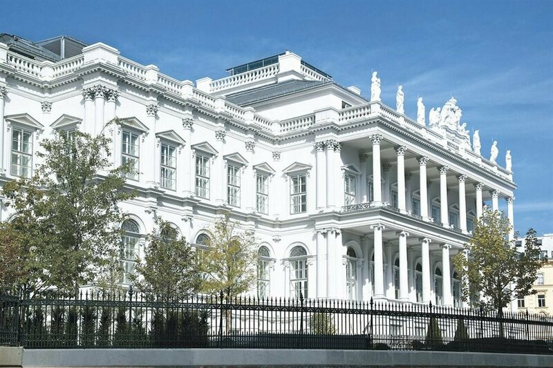Гостиница Palais Coburg Residenz в Вене
