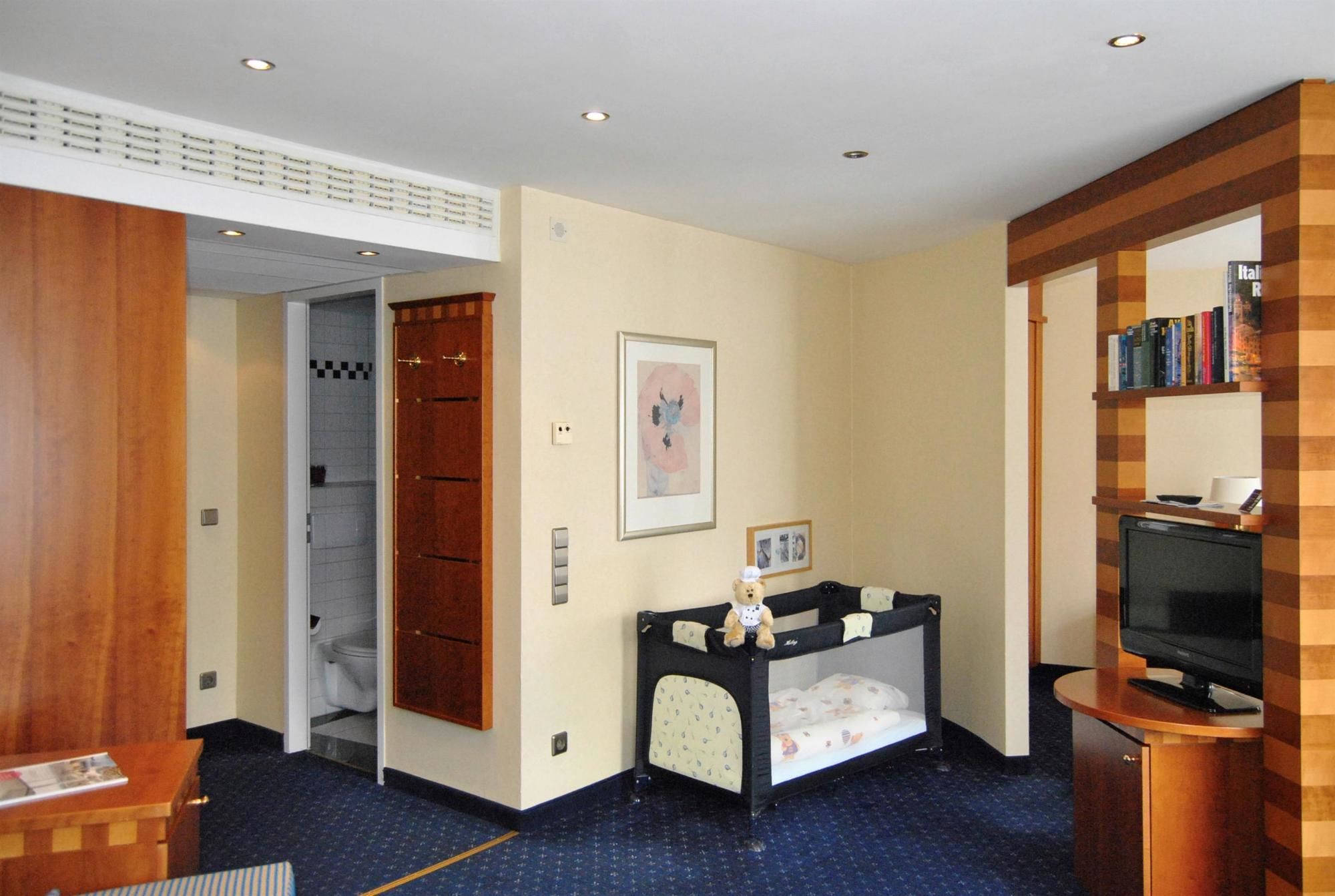 Фото Dorint Parkhotel Bad Neuenahr