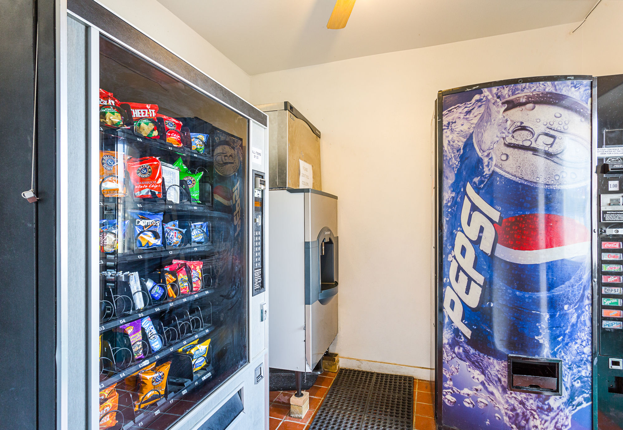 Фото Rodeway Inn Roswell