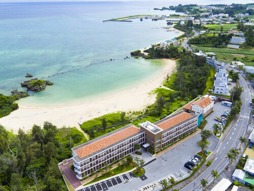 Внешний вид отеля Best Western Okinawa Onna Beach в Онне, фото 2