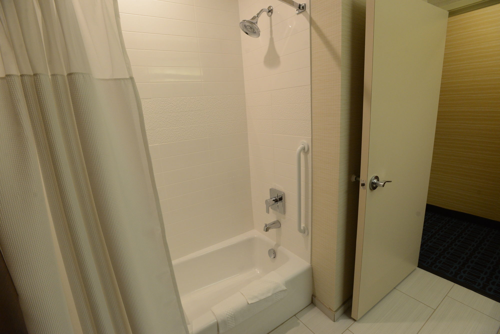 Фото Fairfield Inn & Suites Bowling Green