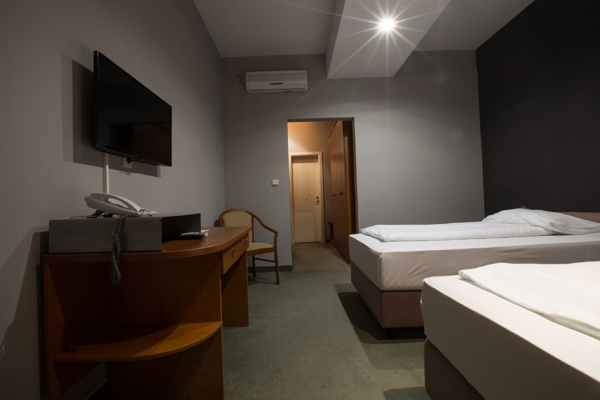 Фото Hotel Slisko