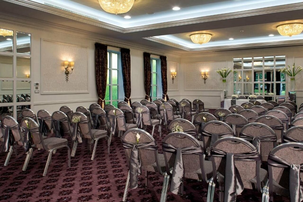 Фото Bailbrook House Hand Picked