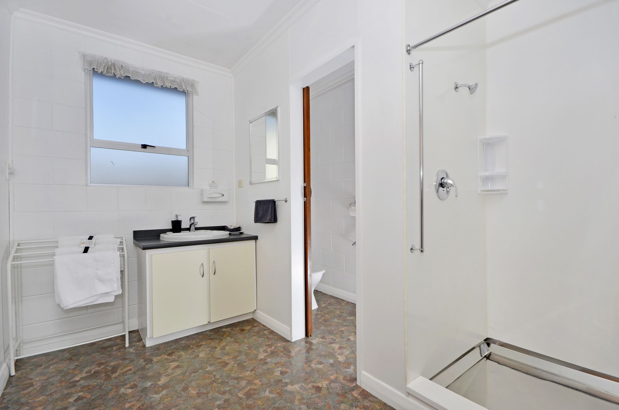 Фото Central Gateway Motel