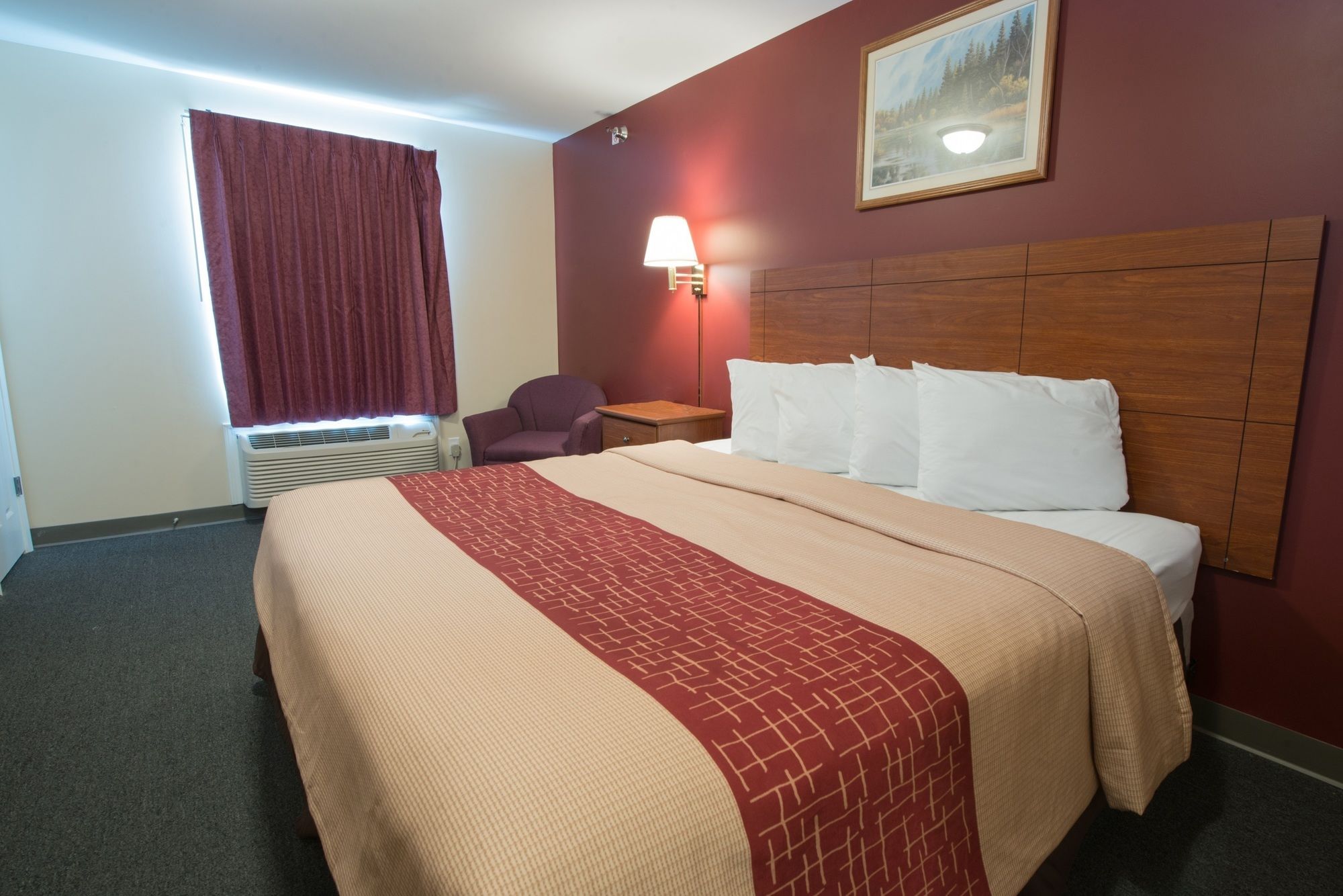 Фото Red Roof Inn & Suites Dickinson