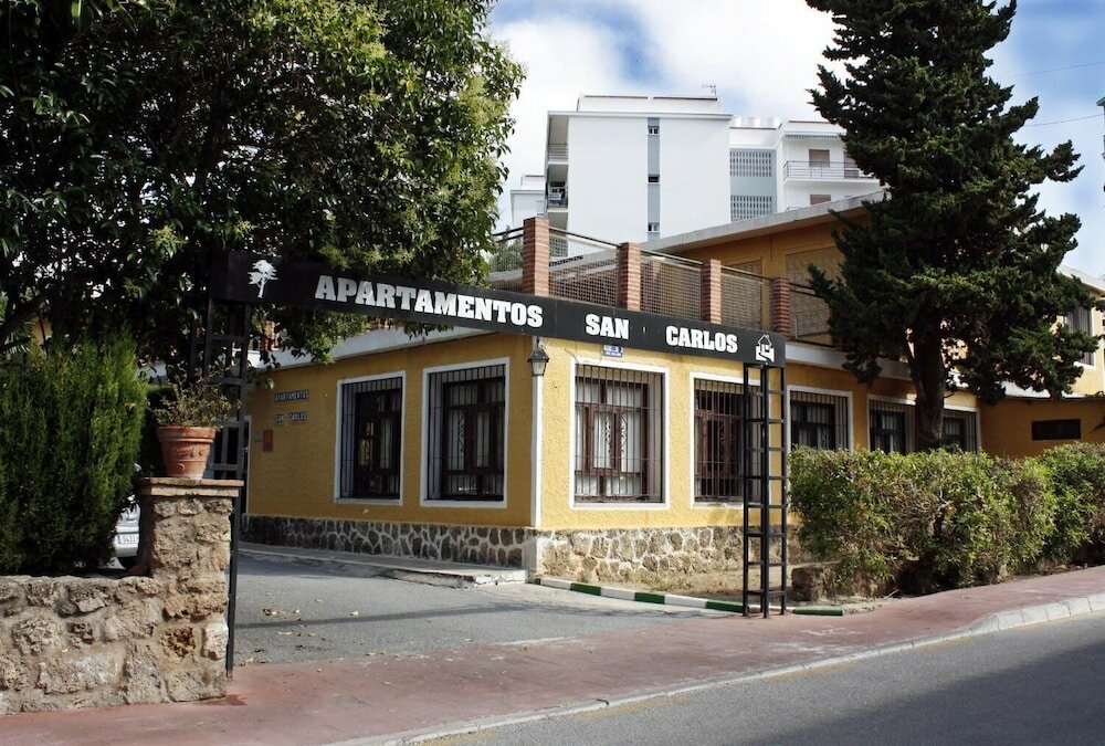 Фото Apartamentos San Carlos