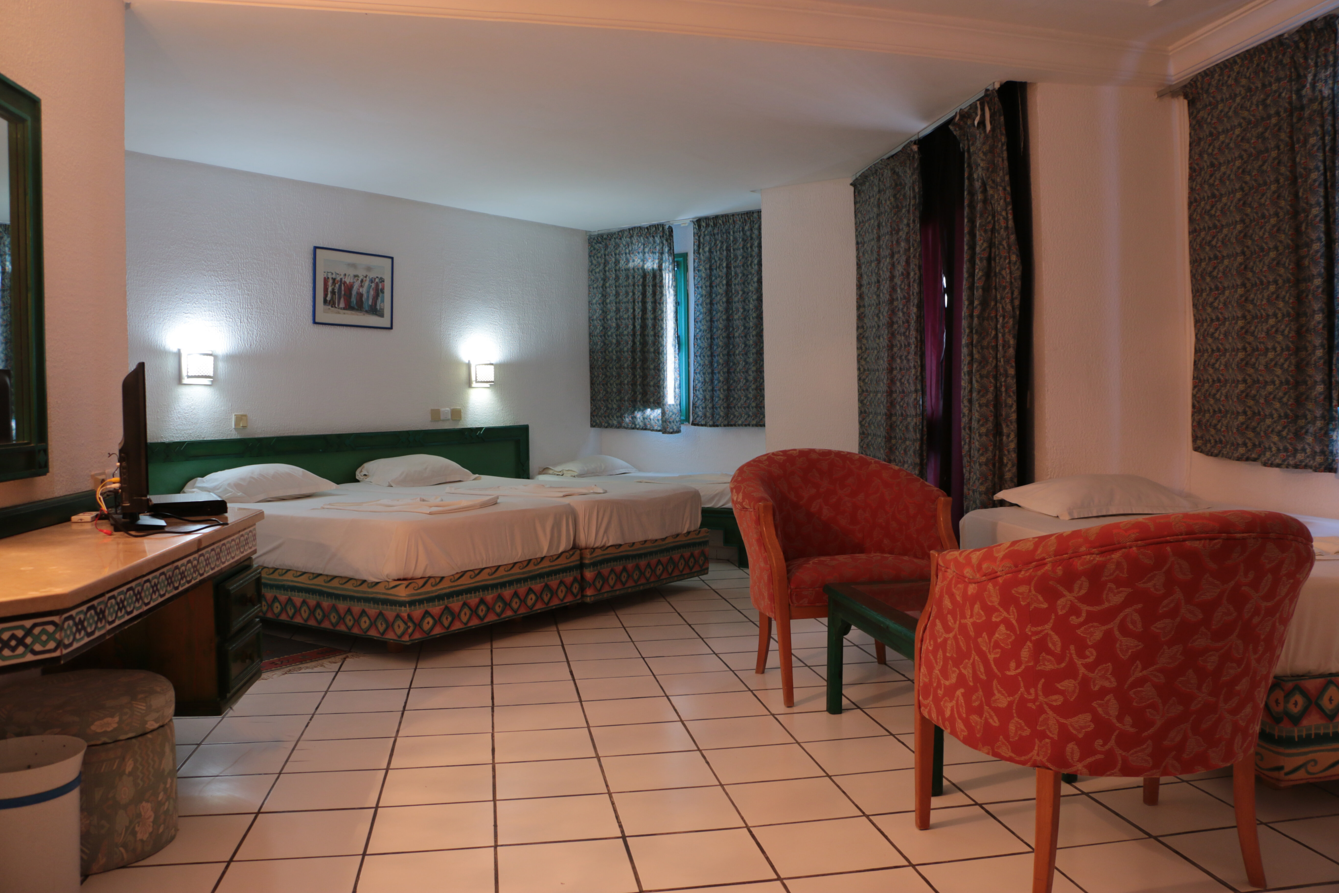 Фото Le Khalife Hotel