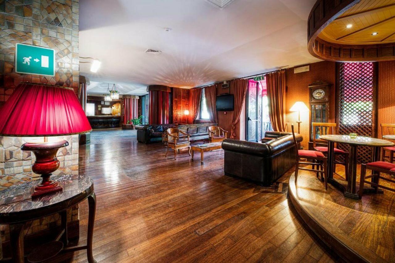 Фото Colony Hotel