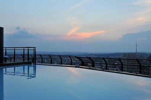 Внешний вид отеля ANEW Hotel Parktonian Johannesburg в Йоханнесбурге, фото 5