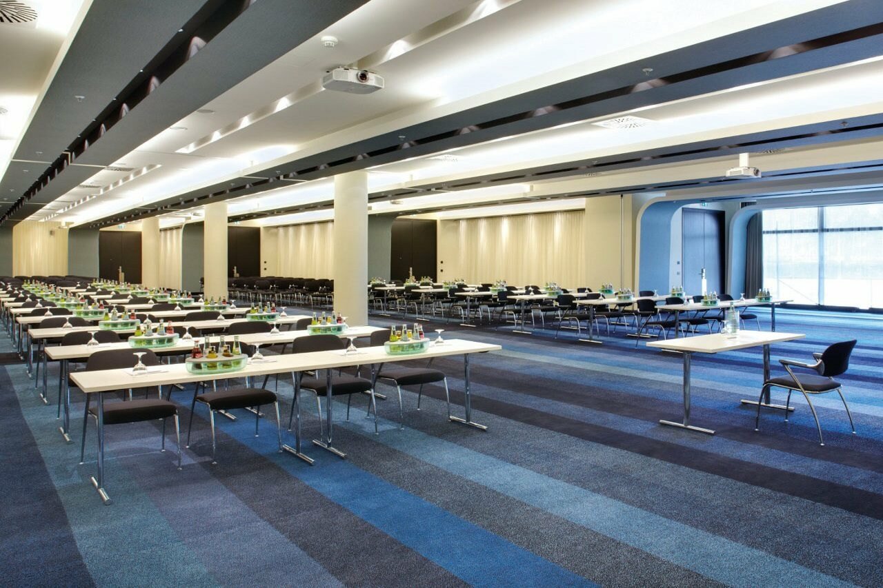 Фото Radisson Blu Hotel, Hamburg