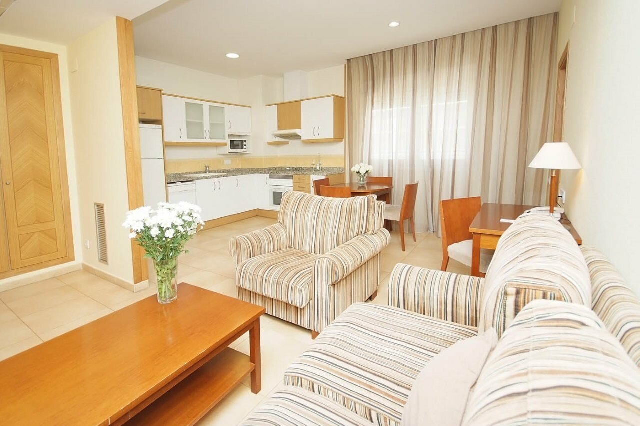 Фото Apartahotel Albufera