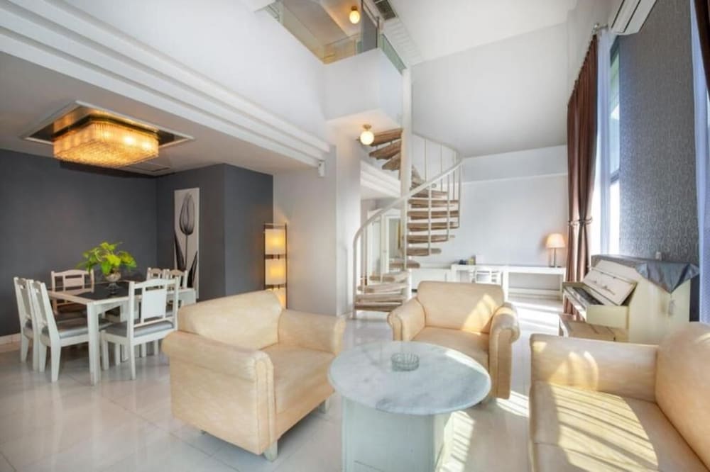 Фото Tychi Hotel