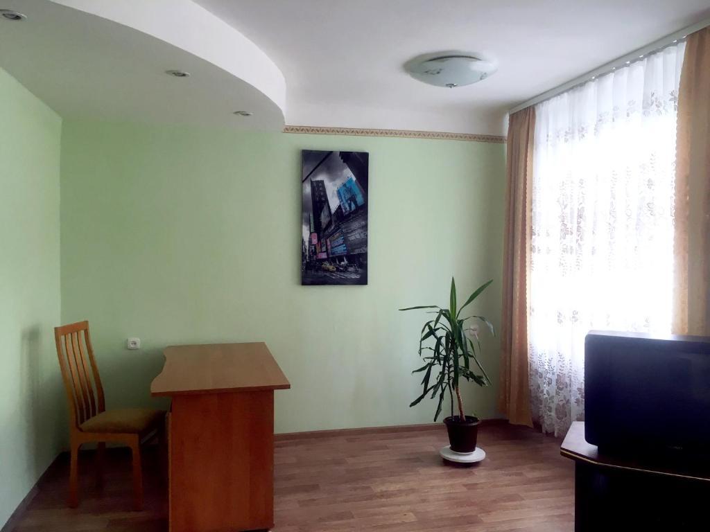 Фото Маршал