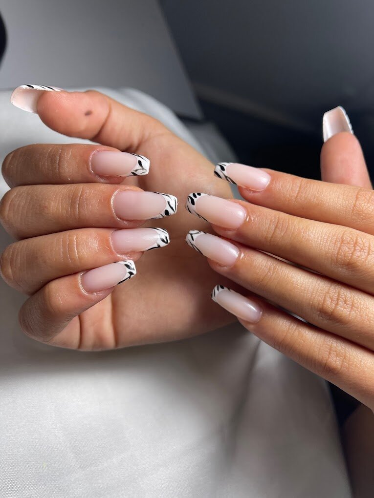Ilknur Turan Nail & Lash Studio