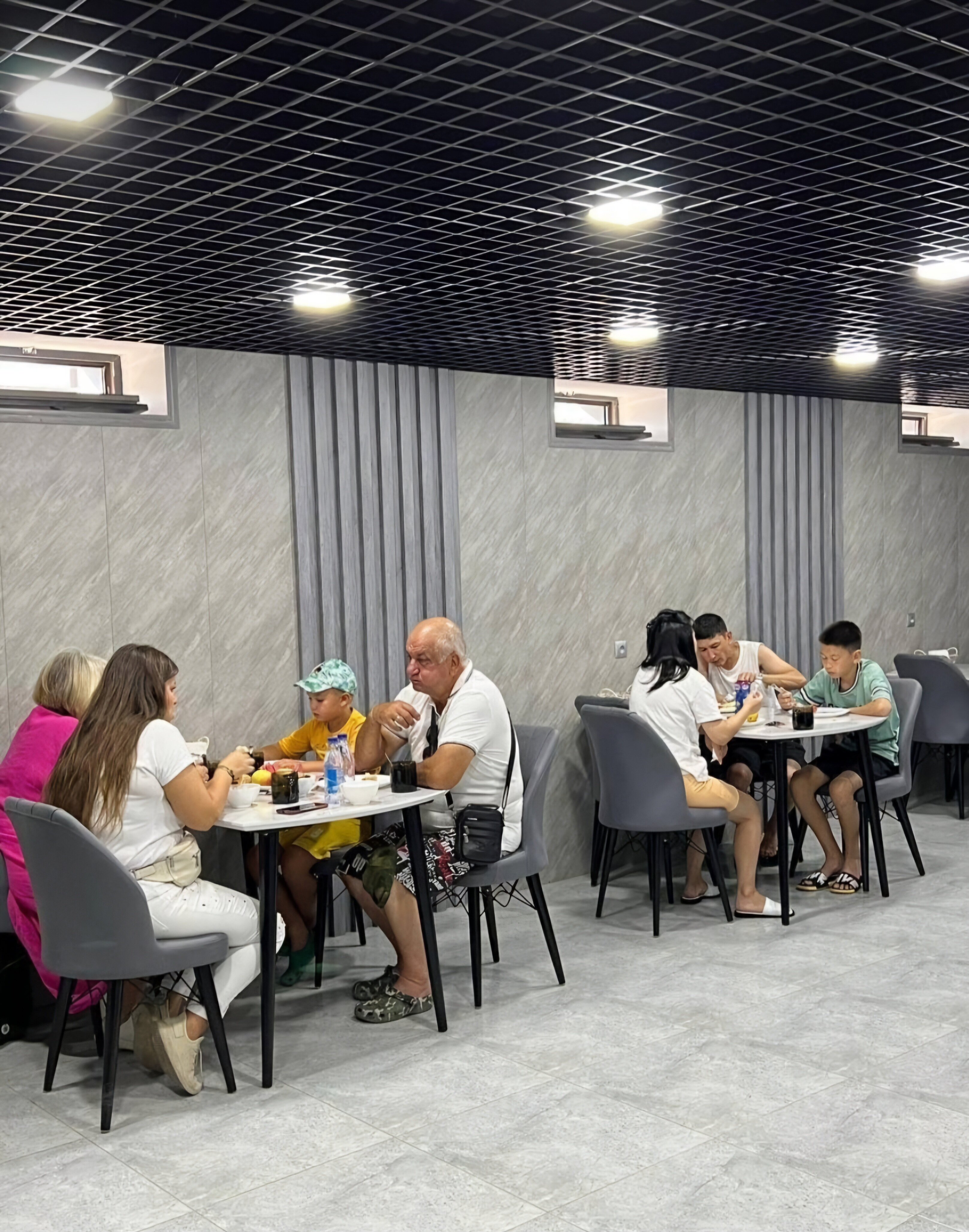 Фото Revel Hotel