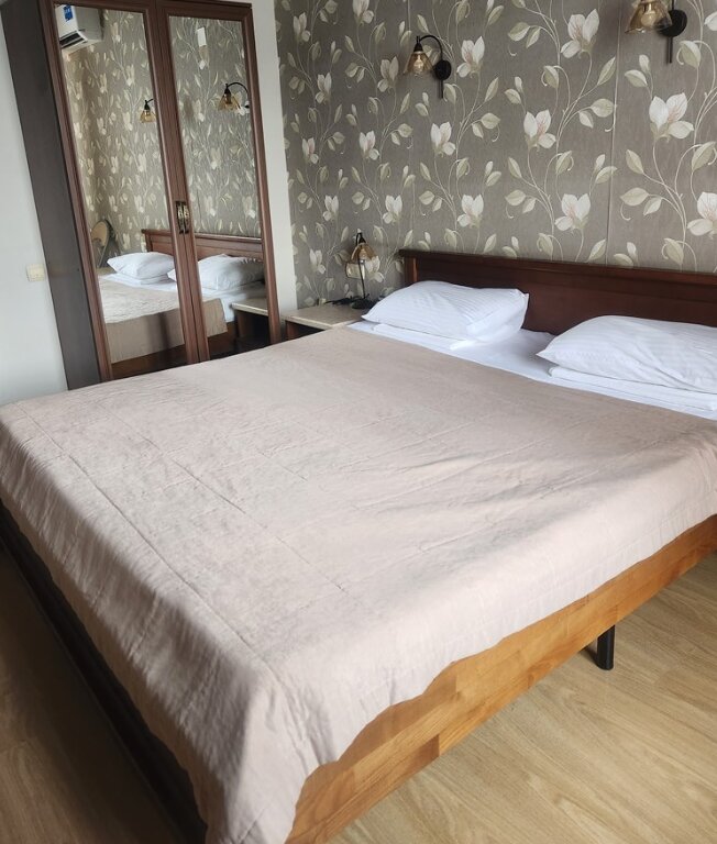 Фото Кадгарон