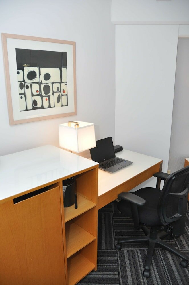 Фото Coast Bastion Hotel