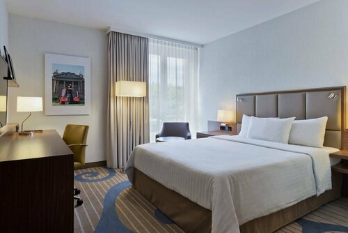 Гостиница Courtyard by Marriott Wiesbaden-Nordenstadt