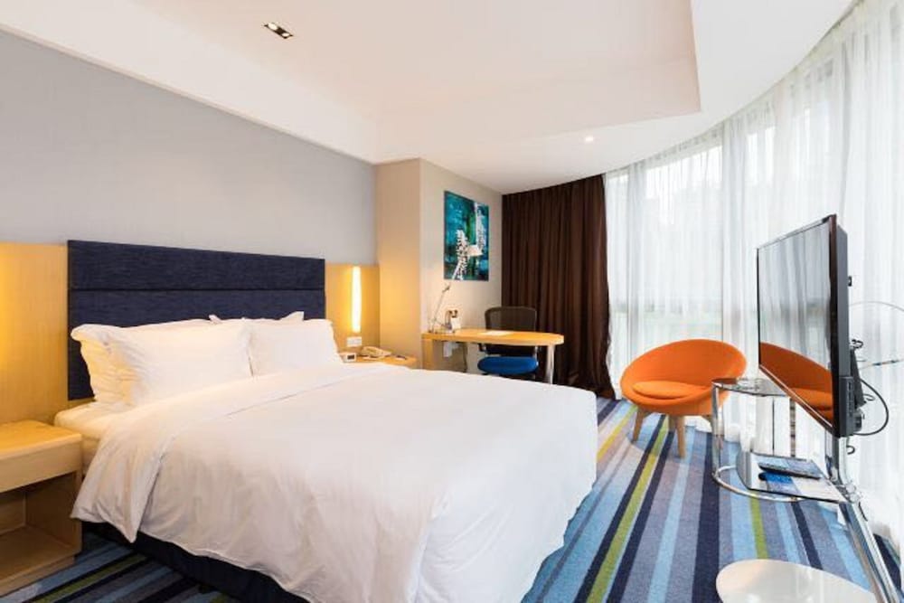 Фото Holiday Inn Express Fuzhou Downtown, an Ihg Hotel