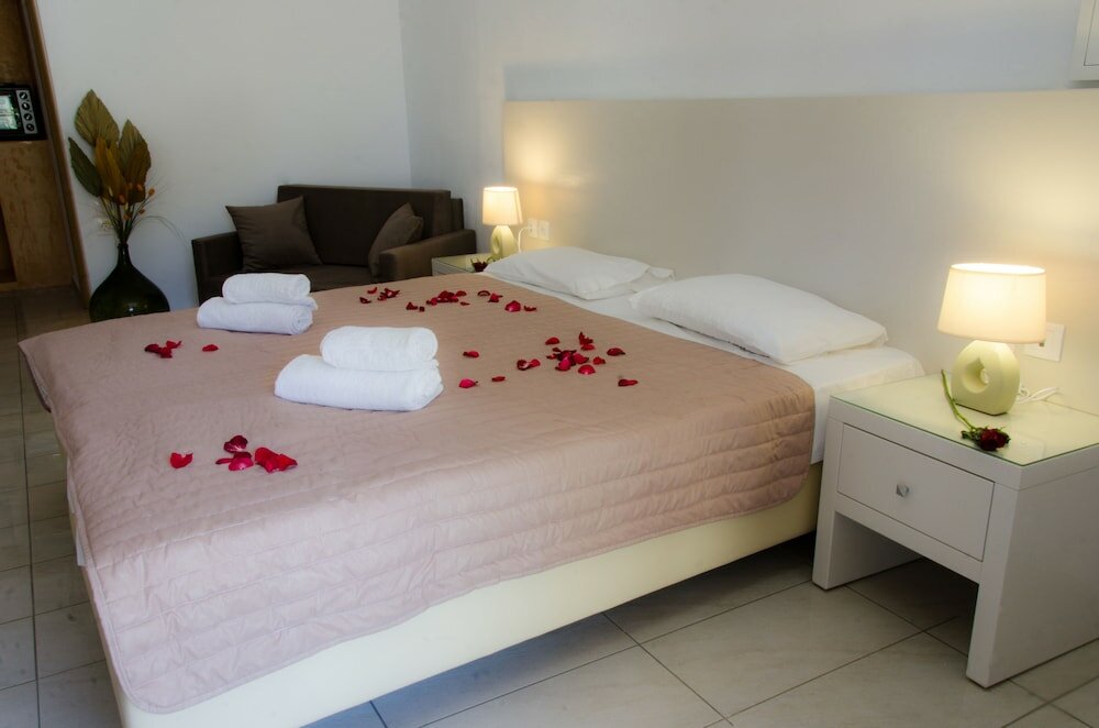 Фото Polykratis Rooms