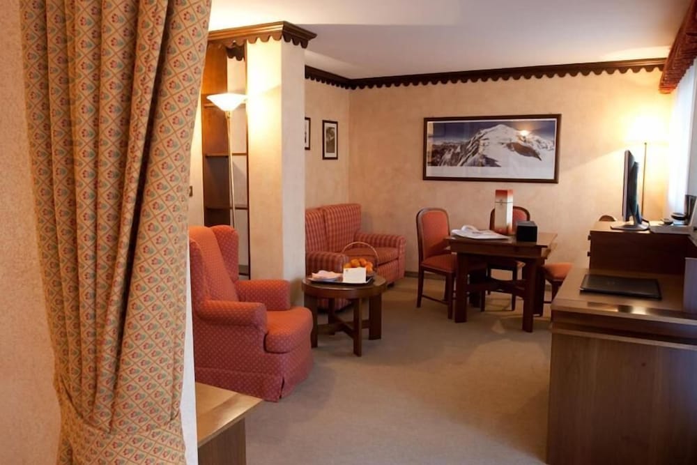 Фото Hotel Pavillon