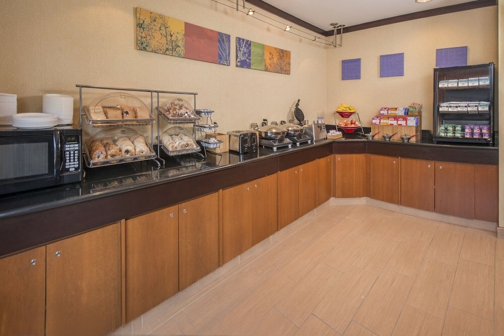 Фото Fairfield Inn & Suites Dulles Airport Chantilly