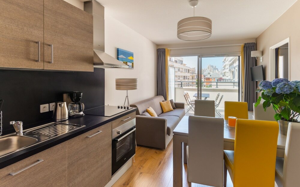 Фото Résidence Lagrange Vacances Les Patios Eugénie