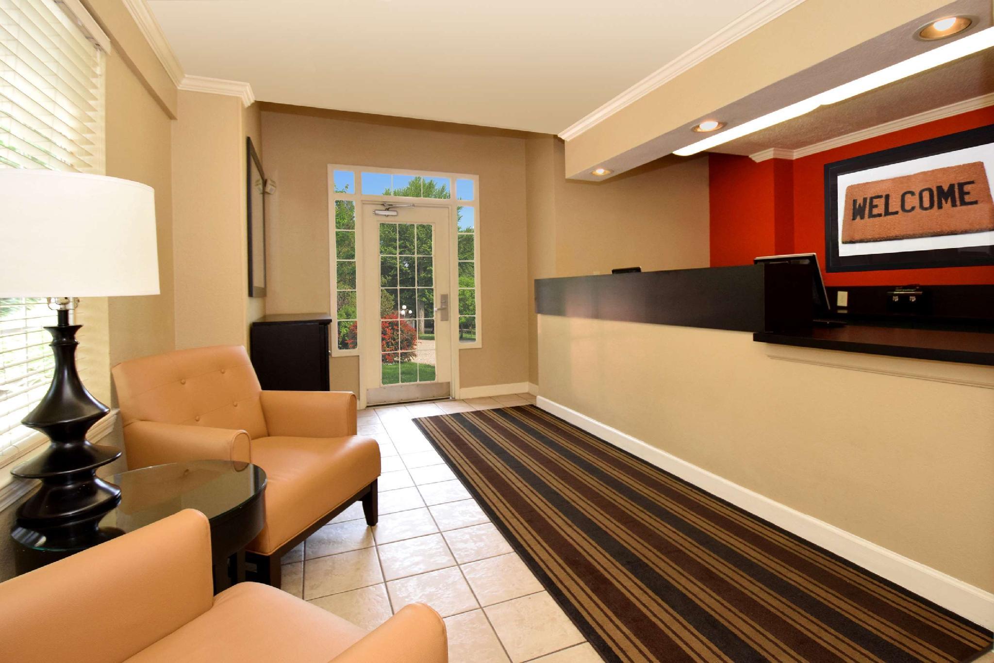 Фото Extended Stay America Suites North Raleigh Wake Forest Rd