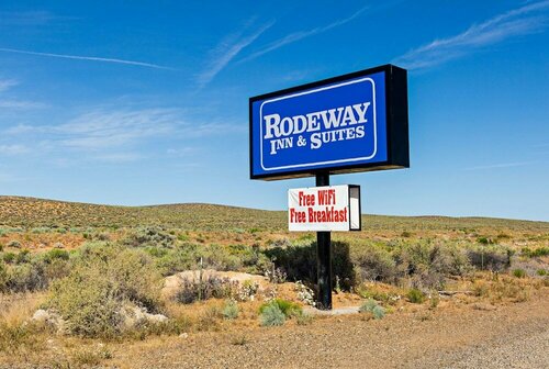 Гостиница Rodeway Inn & Suites Big Water - Antelope Canyon