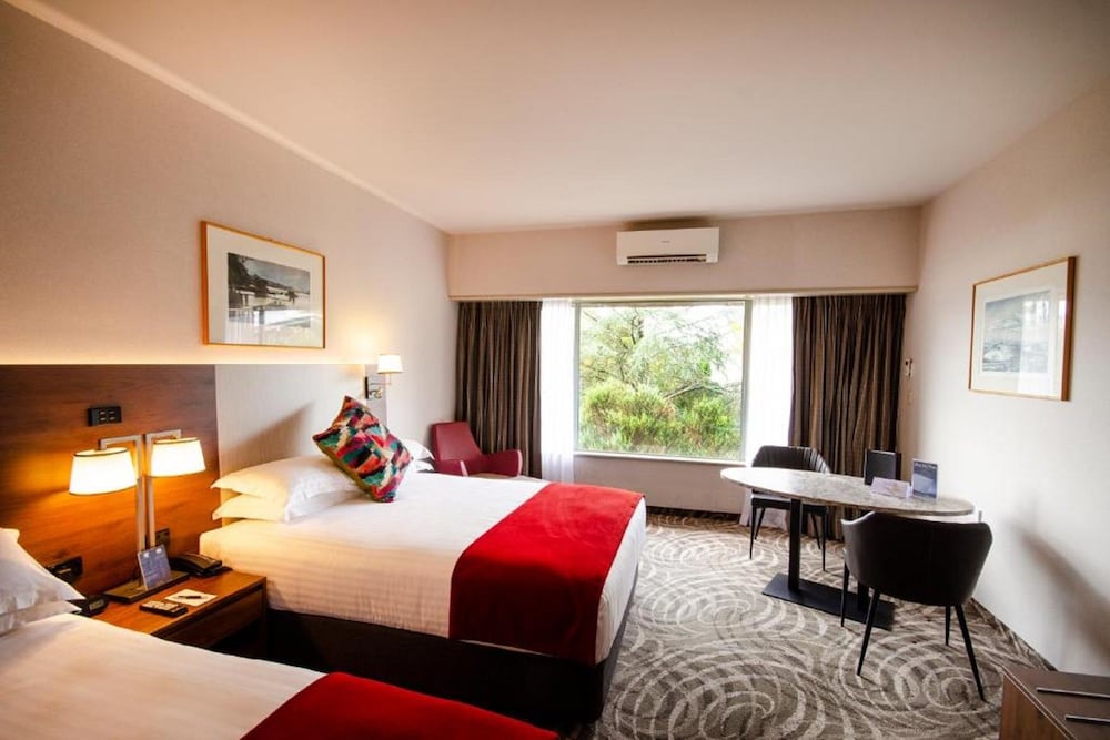 Фото Waipuna Hotel & Conference Centre