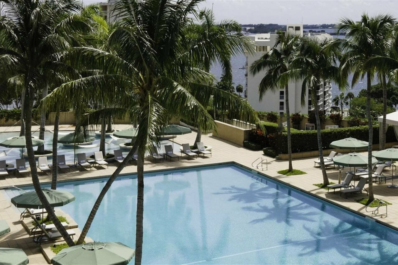 Фото Four Seasons Hotel Miami