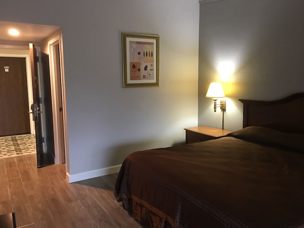 Фото Rodeway Inn