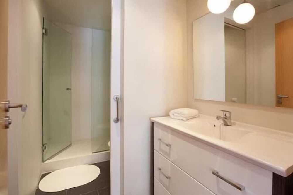 Фото Park Guell Apartments