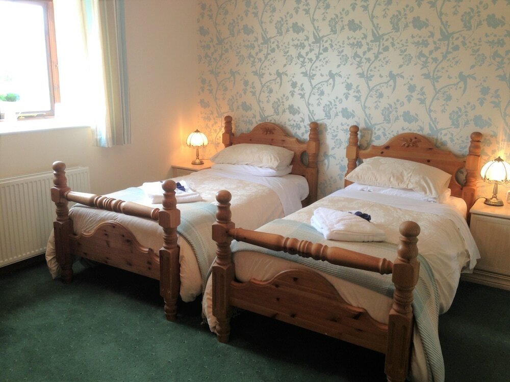 Фото Double-gate Farm