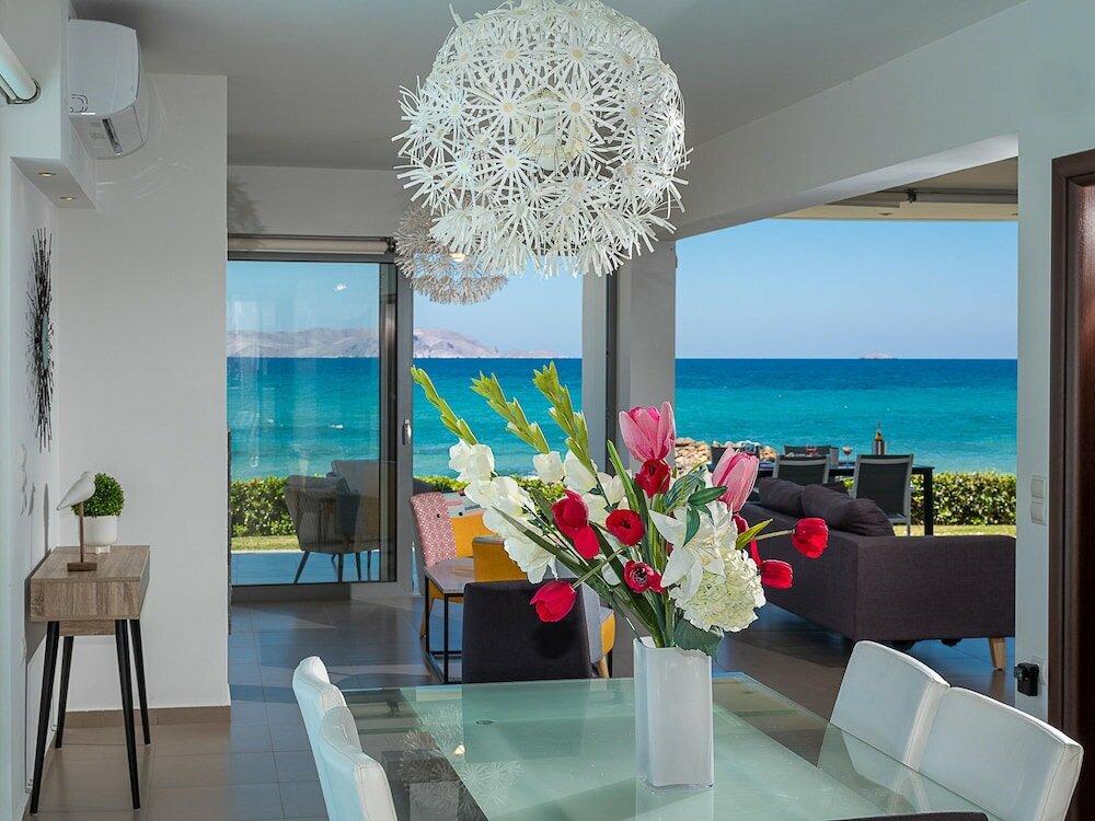 Фото Villa Almyra