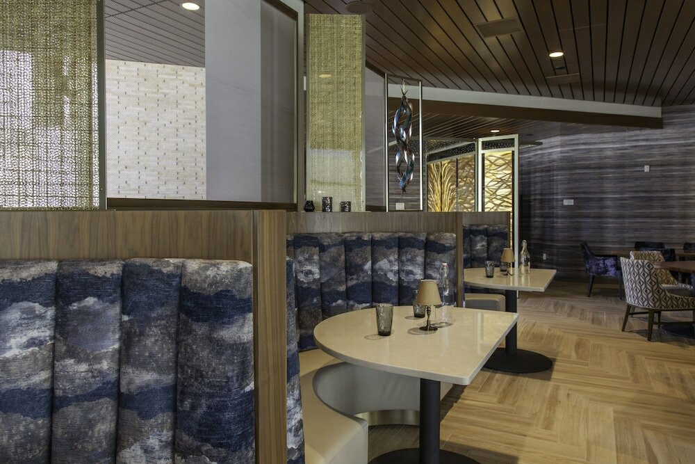 Фото Legacy Resort Hotel & SPA