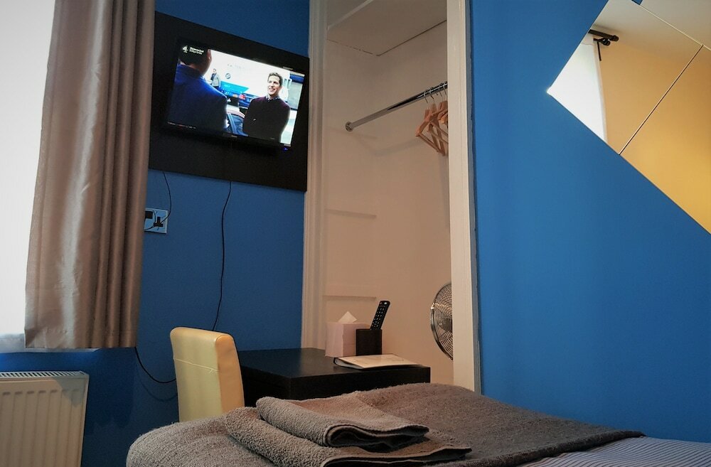 Фото Robin 7 Lodge City Centre