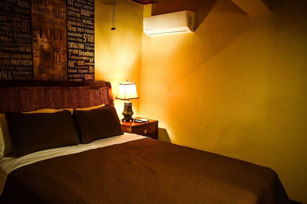 Фото Brownstone Sea Beach