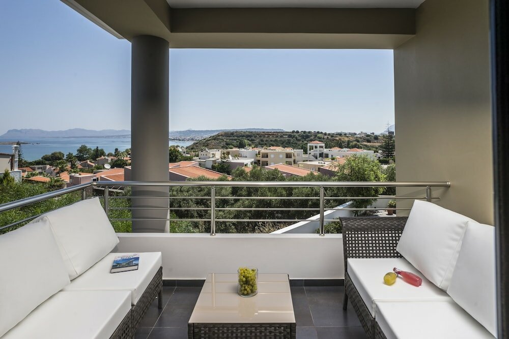 Фото The Hill House