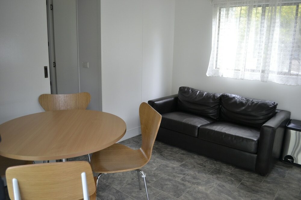 Фото Lorne Foreshore Caravan Park