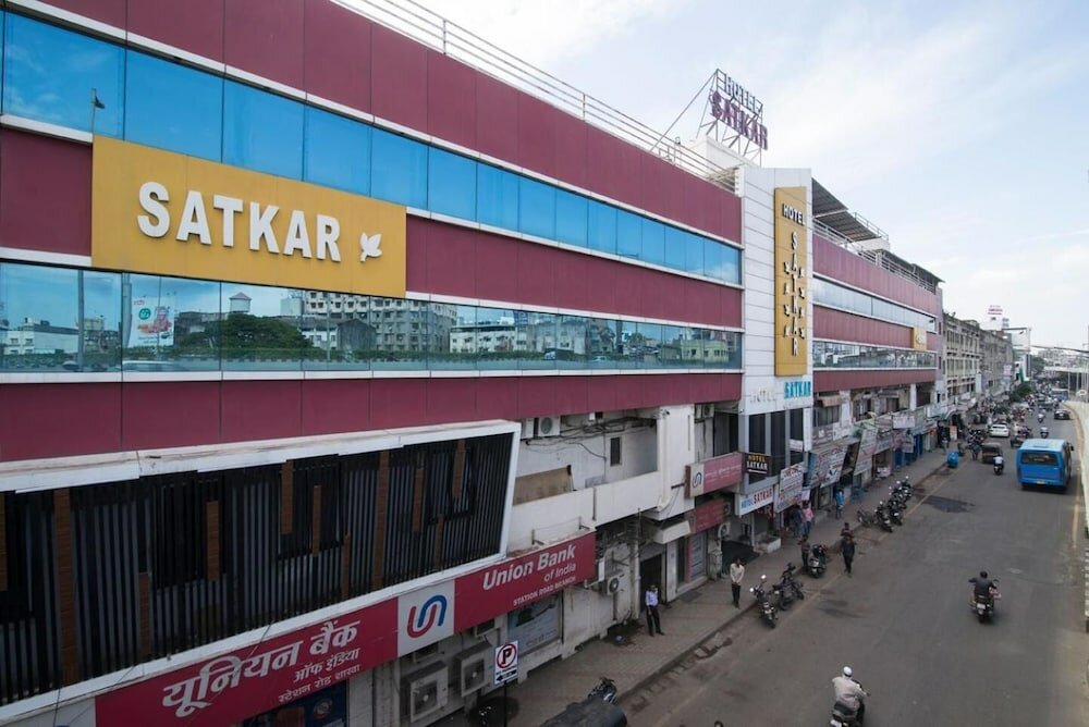 Фото Hotel Satkar