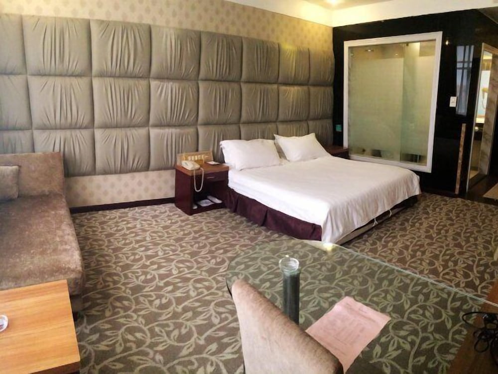 Фото Jinjiang Inn Style Jinan Wuyingshan Road North