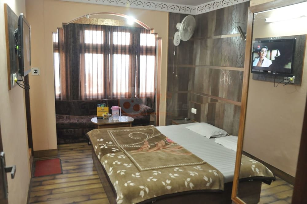 Фото Hotel Sidharth Regency