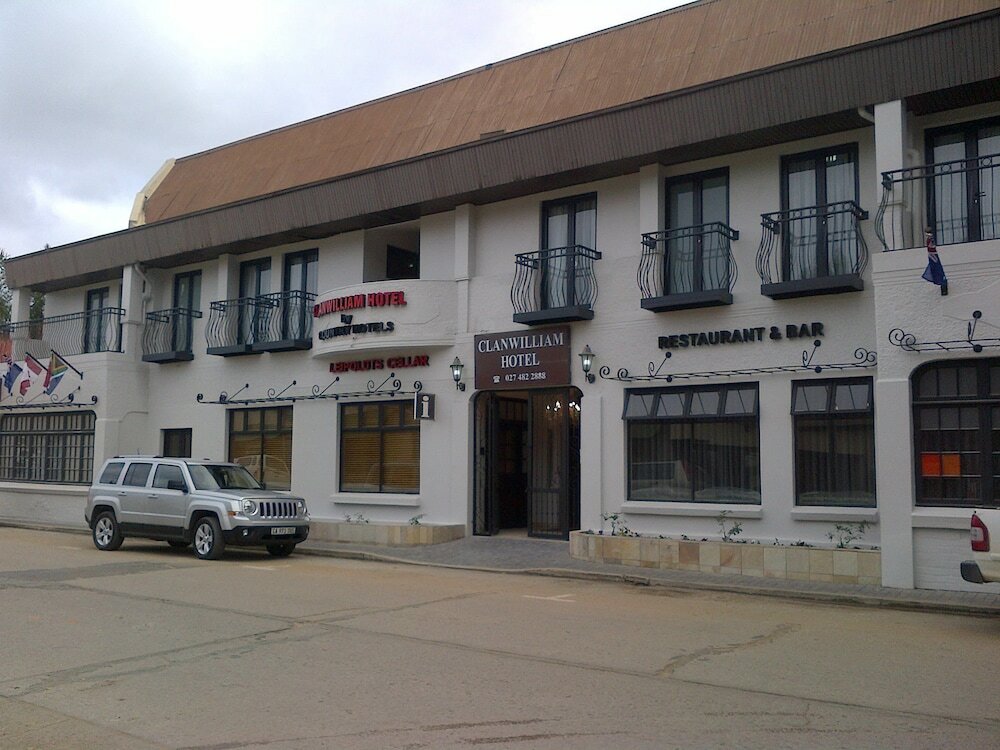 Фото Clanwilliam Hotel by Country Hotels