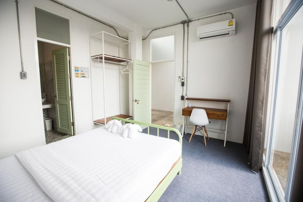 Фото Memmoth Hostel In Lampang