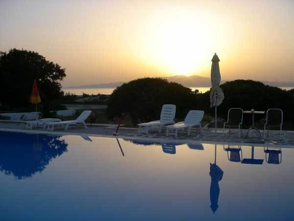 Фото Romanzza Studios