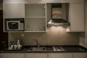 Гостиница Naylover Hotel Suites