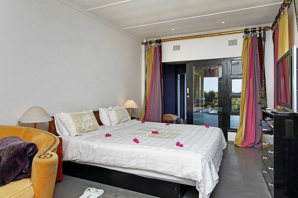 Фото Days At Sea Beach Lodge